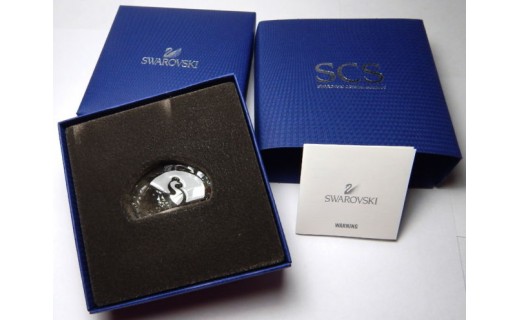 scs Pavone paperweight 2015