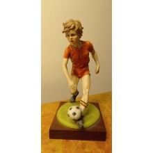 CALCIATORE SPAGNA PORCELLANA CAPODIMONTE